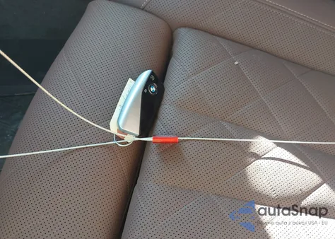 2024 BMW X7 xDrive40I z USA, uszkodzony, nr VIN 5UX23EM02R9T70526